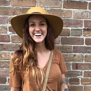 Meet your Posher, Megan